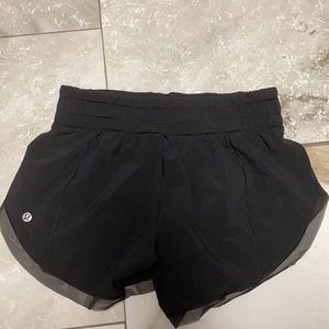 LIKE NEW-Black Lululemon running shorts